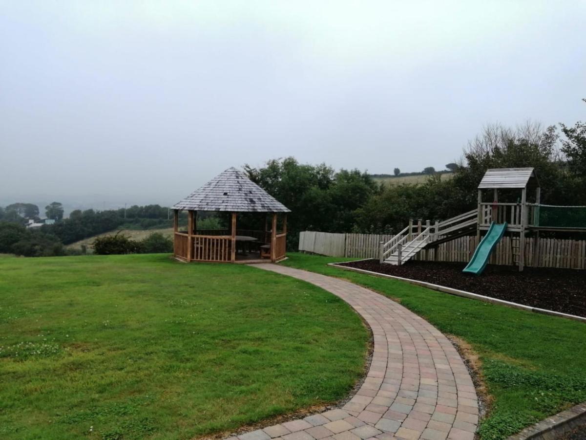 Four Winds,Kinsale Town,Exquisite Holiday Homes,Sleeps 26 Экстерьер фото