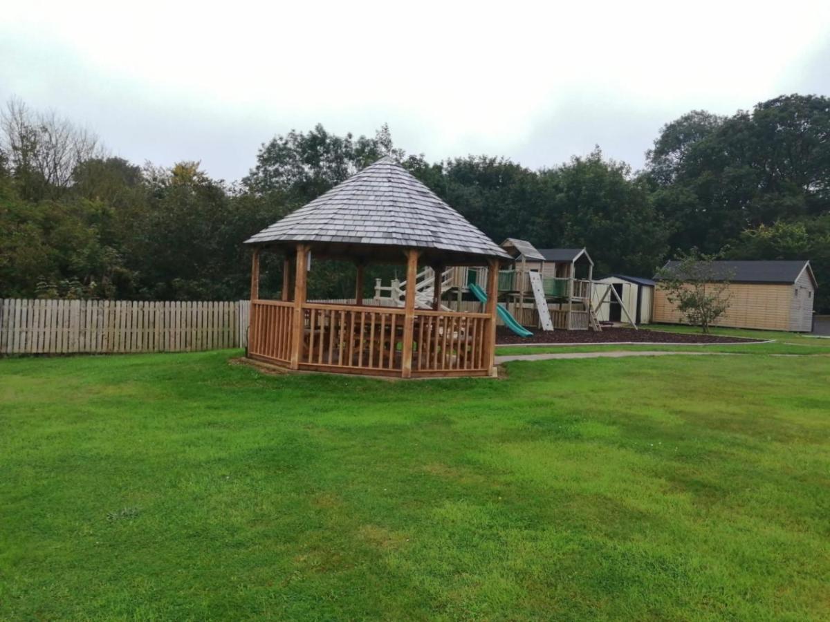 Four Winds,Kinsale Town,Exquisite Holiday Homes,Sleeps 26 Экстерьер фото