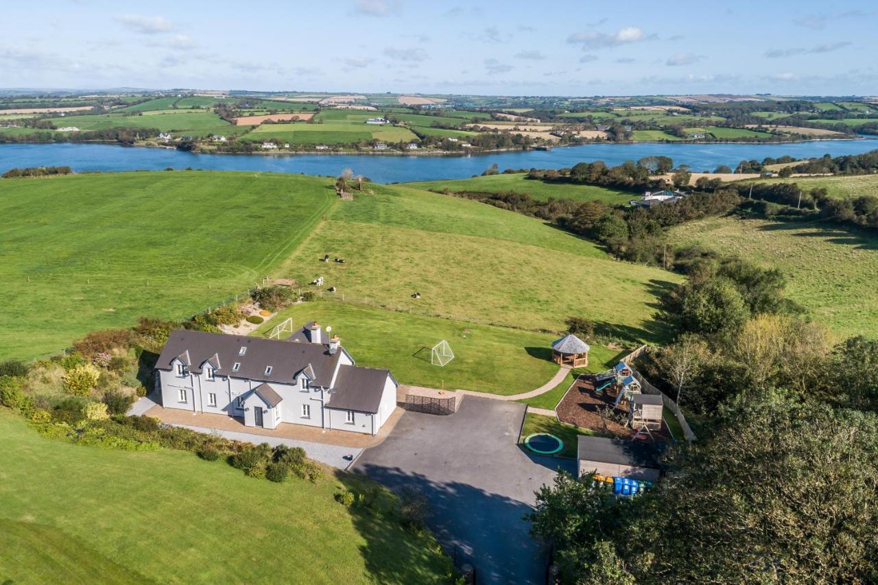 Four Winds,Kinsale Town,Exquisite Holiday Homes,Sleeps 26 Экстерьер фото