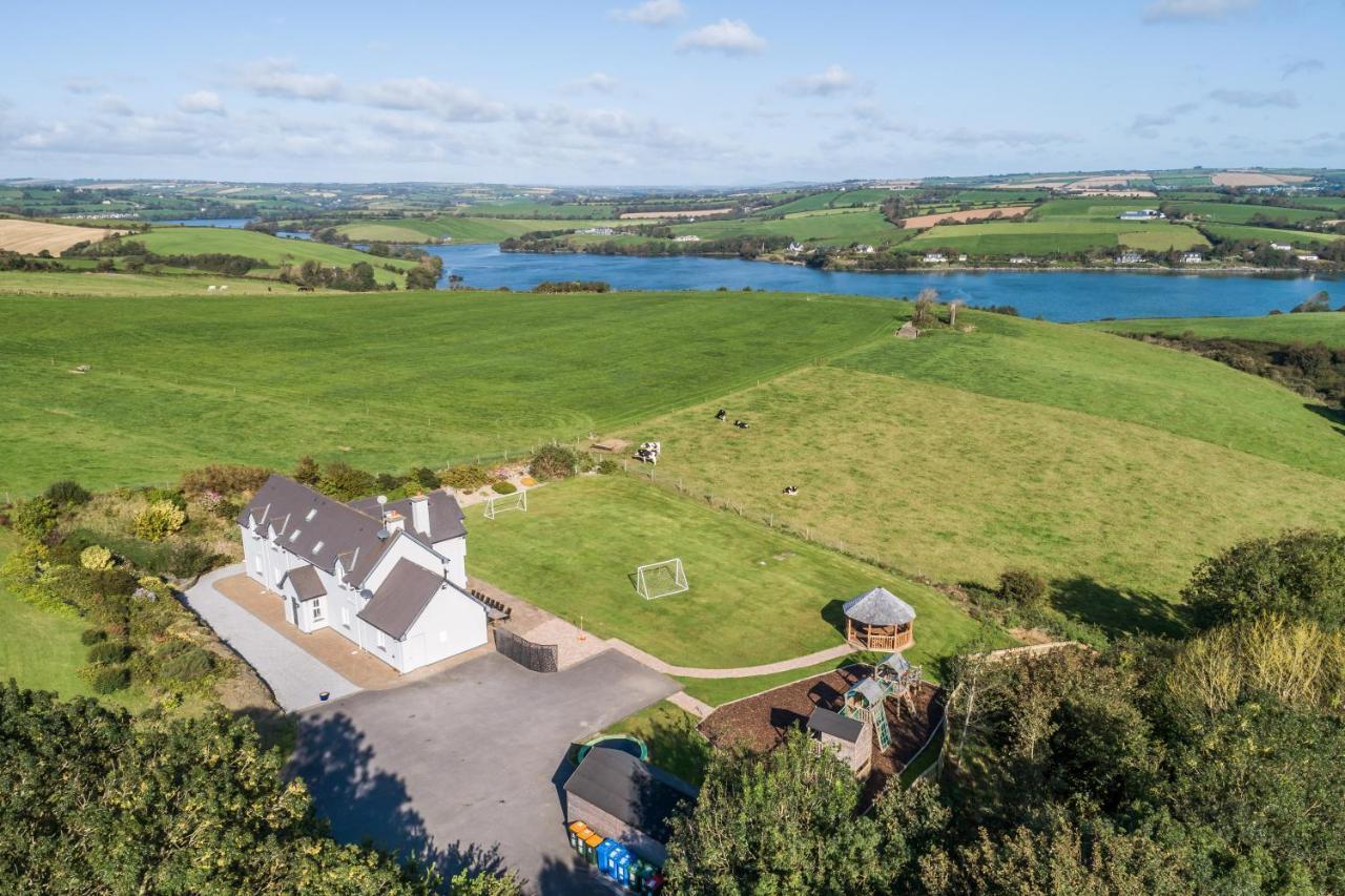 Four Winds,Kinsale Town,Exquisite Holiday Homes,Sleeps 26 Экстерьер фото