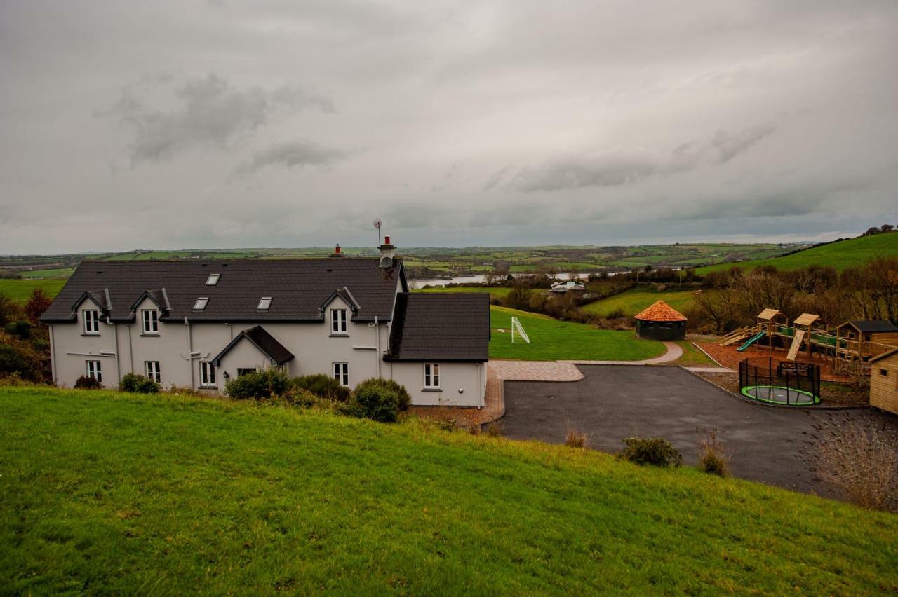 Four Winds,Kinsale Town,Exquisite Holiday Homes,Sleeps 26 Экстерьер фото