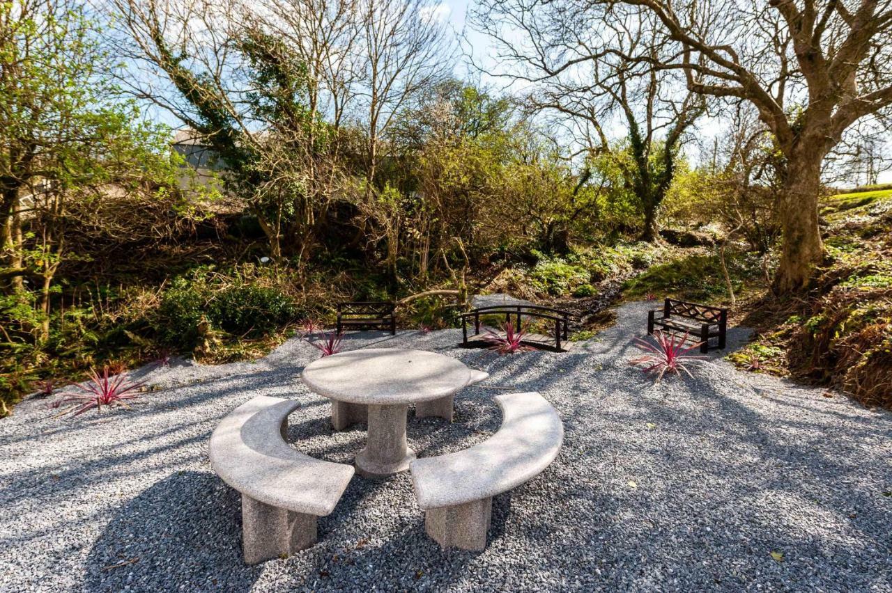 Four Winds,Kinsale Town,Exquisite Holiday Homes,Sleeps 26 Экстерьер фото