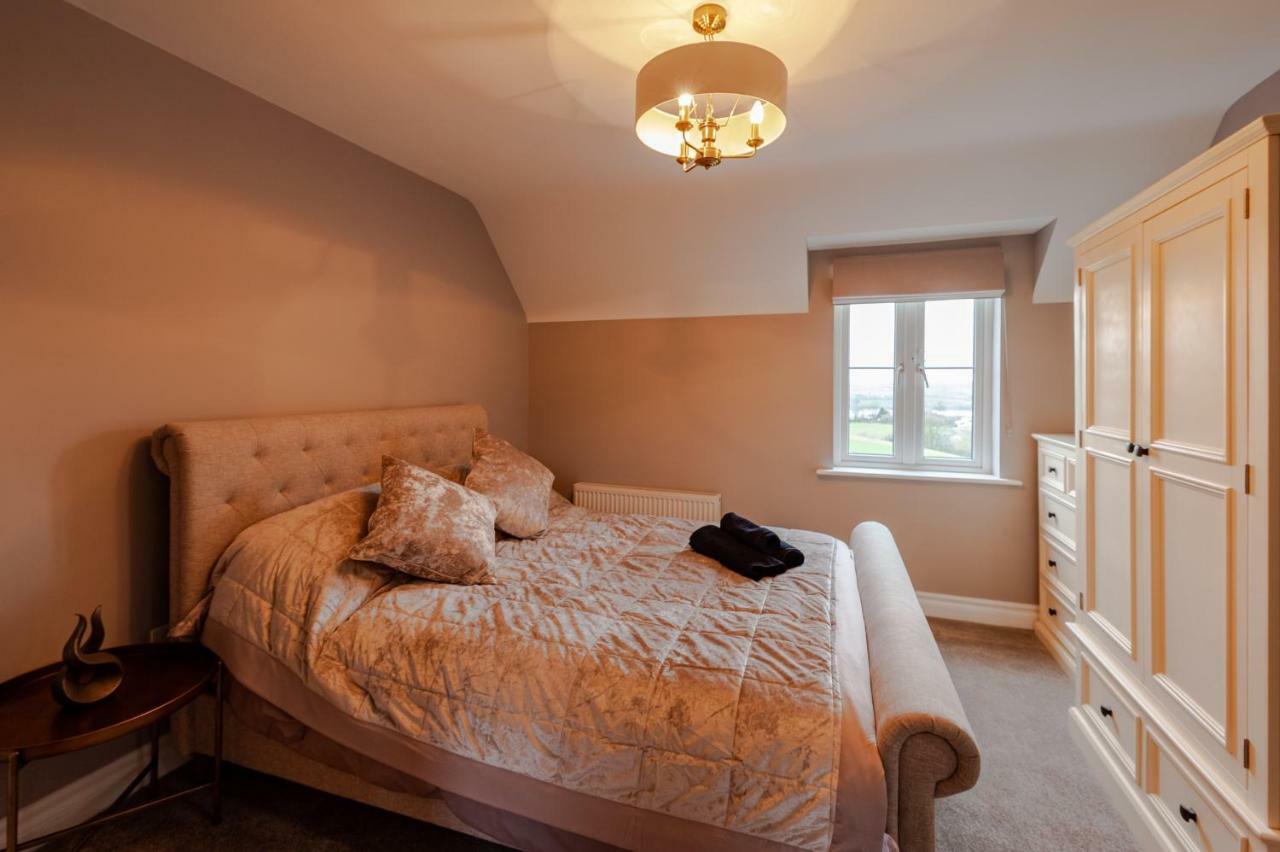 Four Winds,Kinsale Town,Exquisite Holiday Homes,Sleeps 26 Экстерьер фото