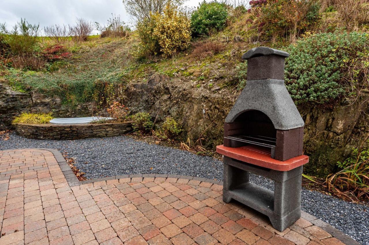 Four Winds,Kinsale Town,Exquisite Holiday Homes,Sleeps 26 Экстерьер фото