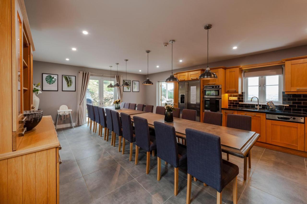 Four Winds,Kinsale Town,Exquisite Holiday Homes,Sleeps 26 Экстерьер фото