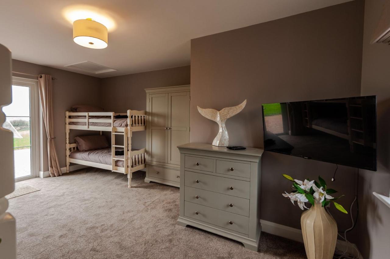 Four Winds,Kinsale Town,Exquisite Holiday Homes,Sleeps 26 Экстерьер фото