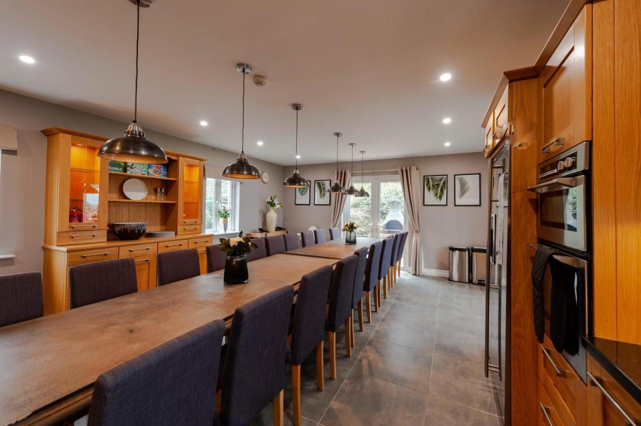 Four Winds,Kinsale Town,Exquisite Holiday Homes,Sleeps 26 Экстерьер фото